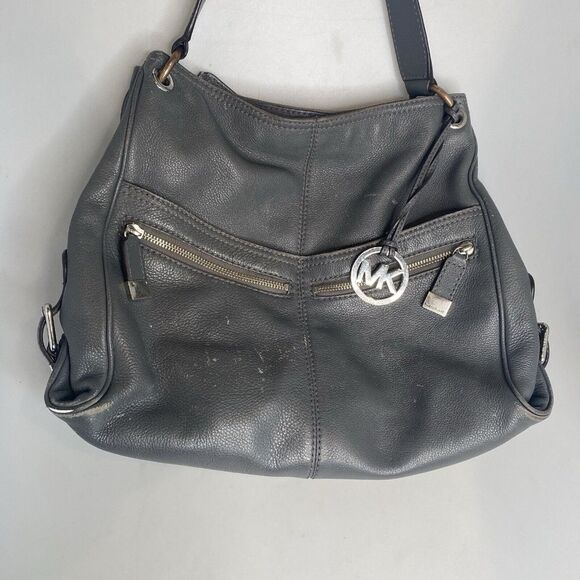 Michael Kors Hobo Shoulder Bag - Gray Gunmetal Pebbled Leather w/ MK Charm*Read- - Picture 2 of 16